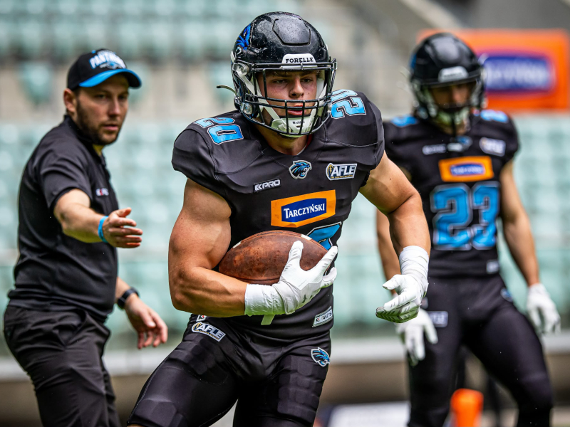 Oli Z warms up with the Wroclaw Panthers, 14 June 2026. Photo by Lukasz Skwiot.