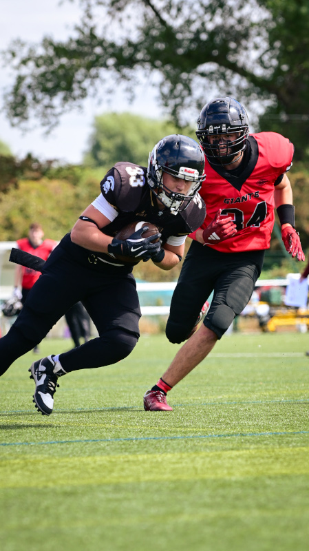 Harvey dives for a TD, 15 August 2026. Photo by Emily Gillett.
